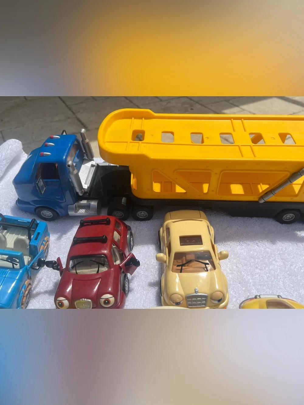 Chevron Techron Cars Character Vehicle Lot 17 Pieces w/ Car Carrier Truck 🚙